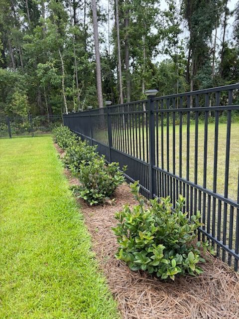 Aluminum Fencing 2