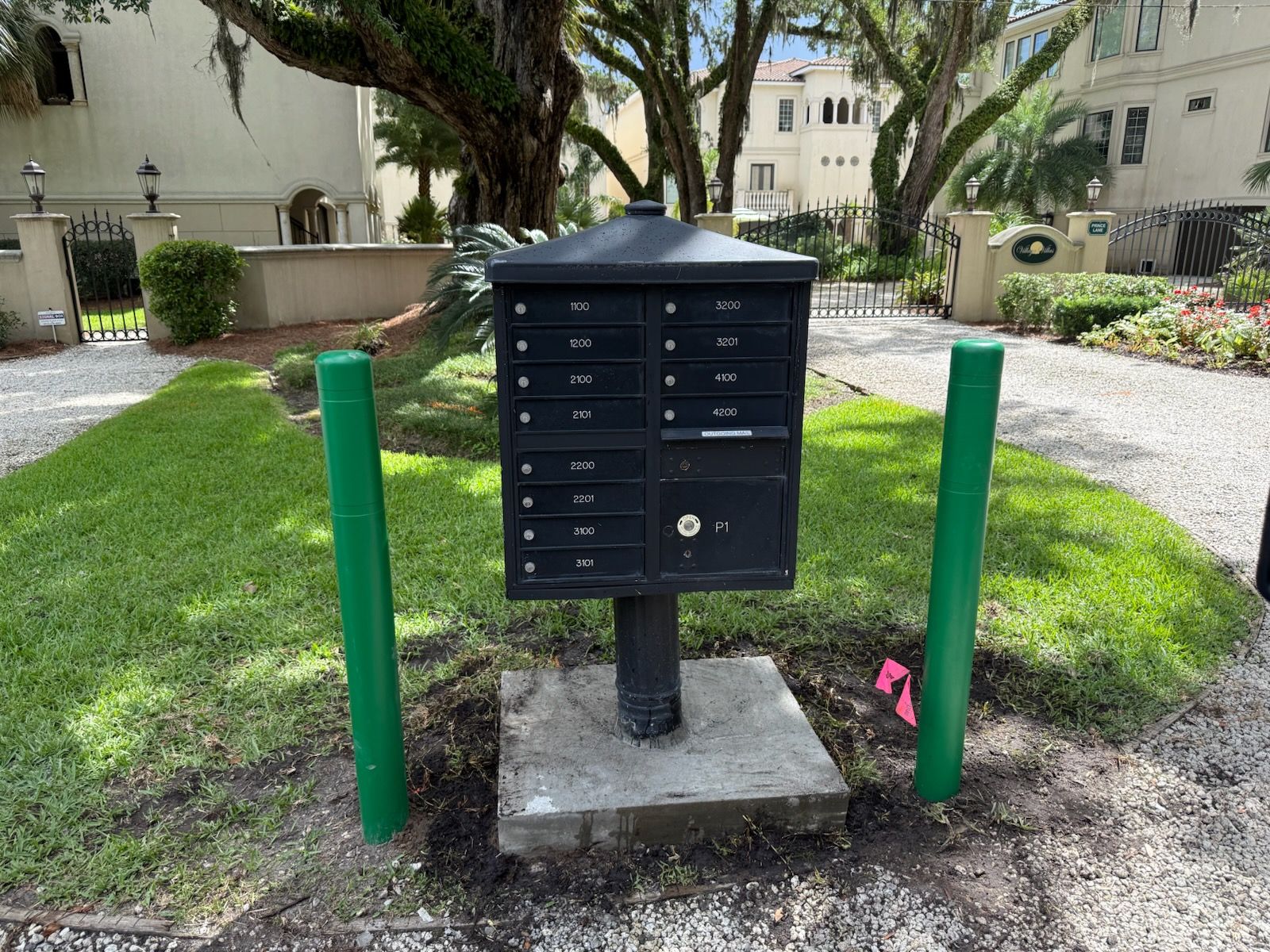 Automatic gate security box