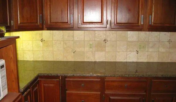 Kitchen tile