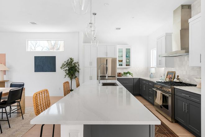 Cabinets & Countertops Castle