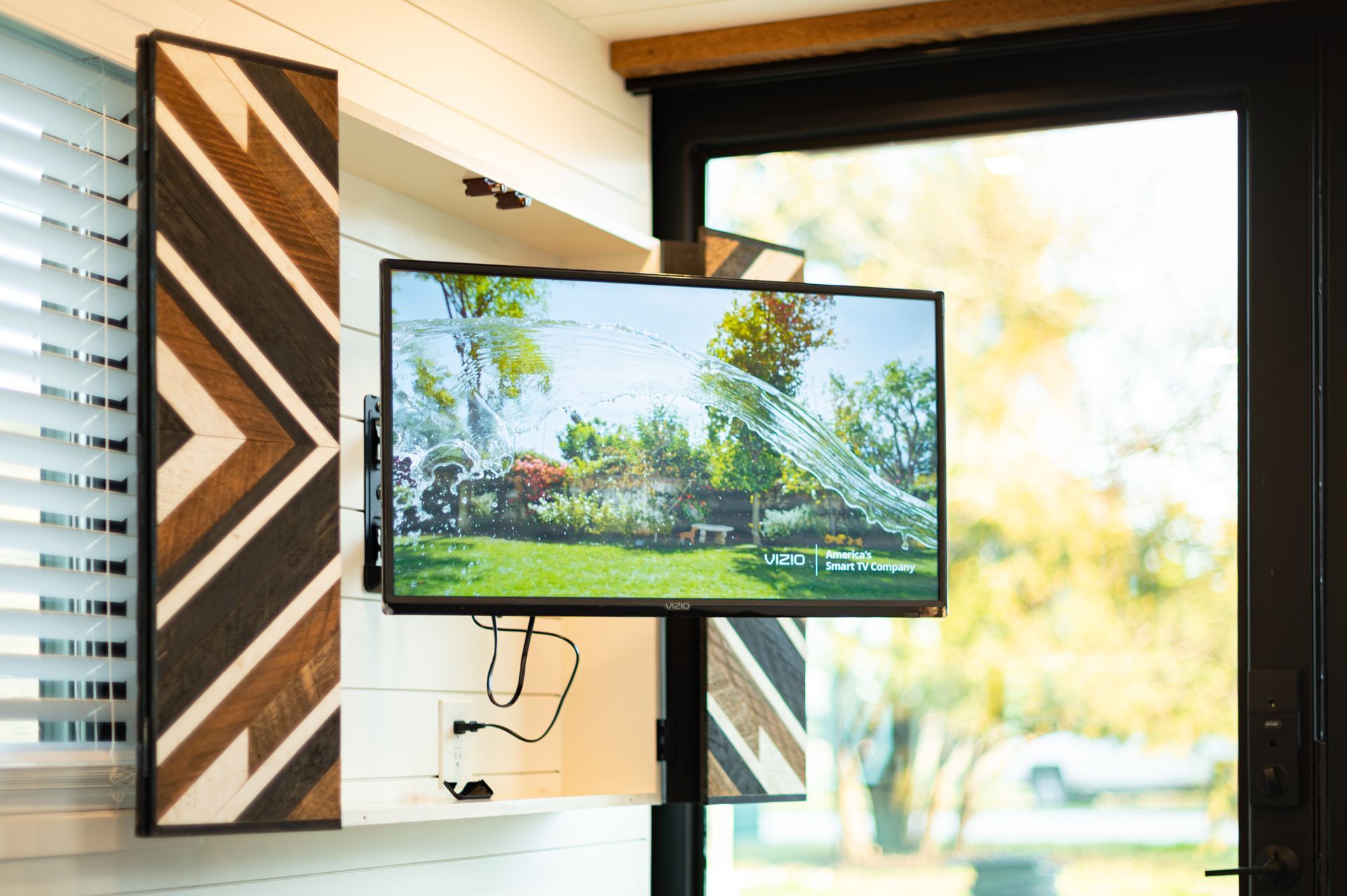 The Crown's Nest television.