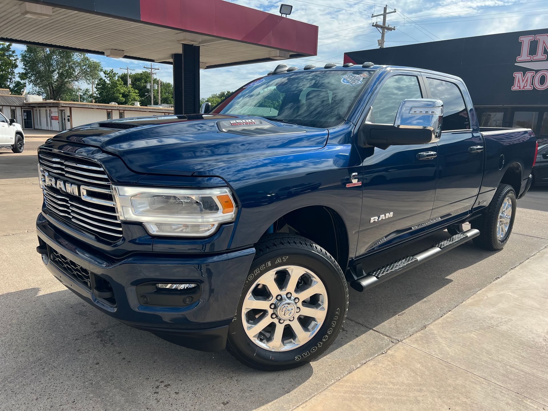 2020 RAM Crew Cab 4X4