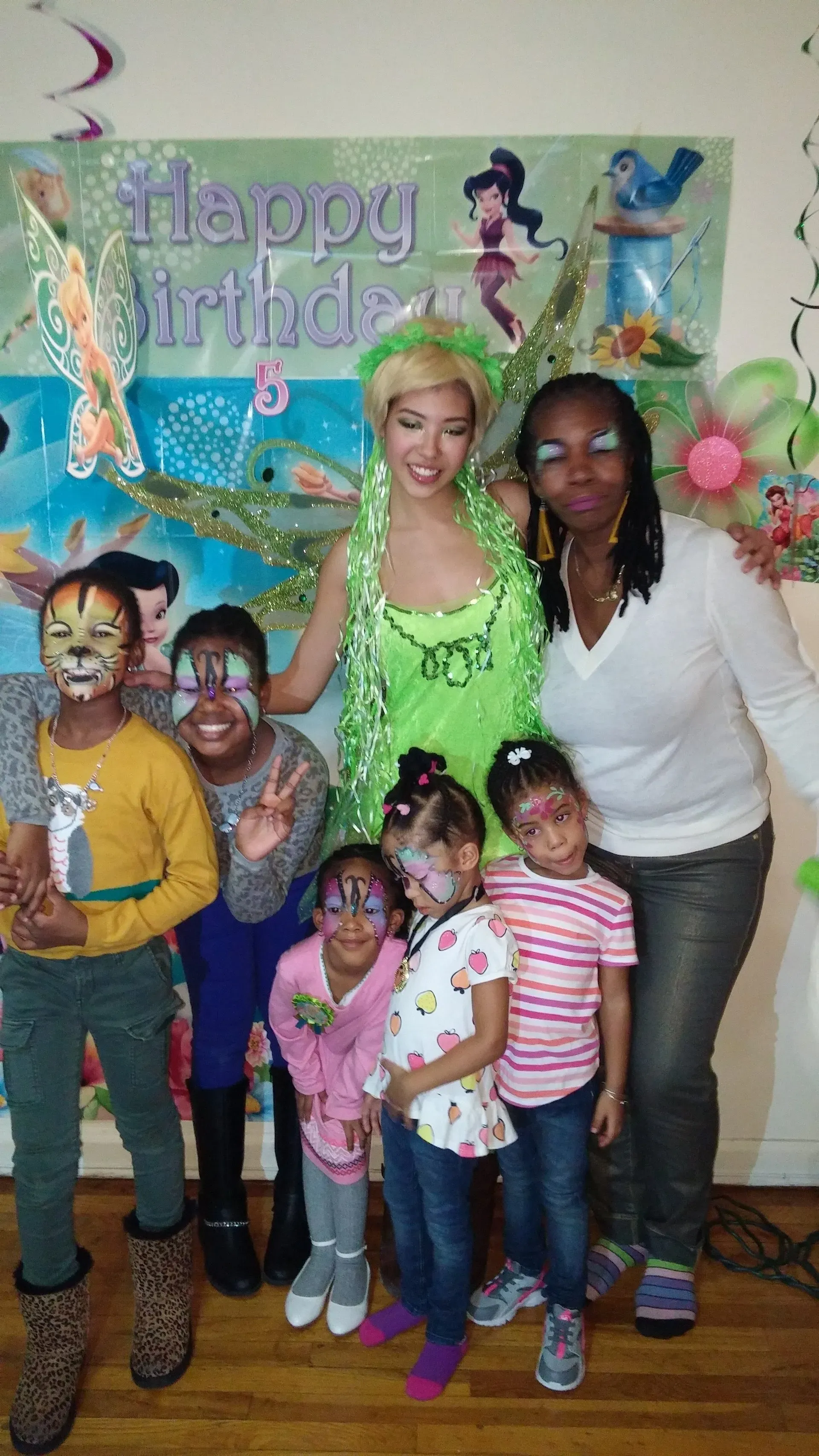 Kids party performers