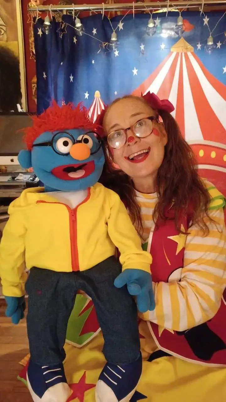 Elmo with female clown