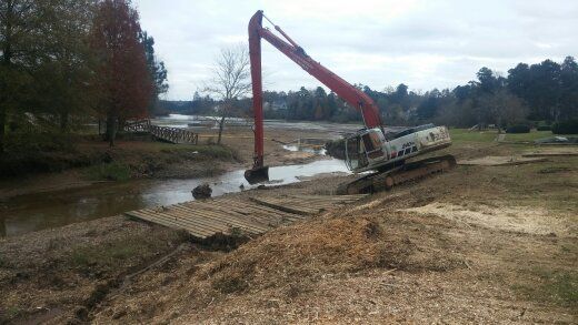 Backhoe dreding work