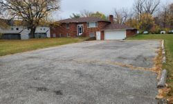 4215 Gantz Rd
