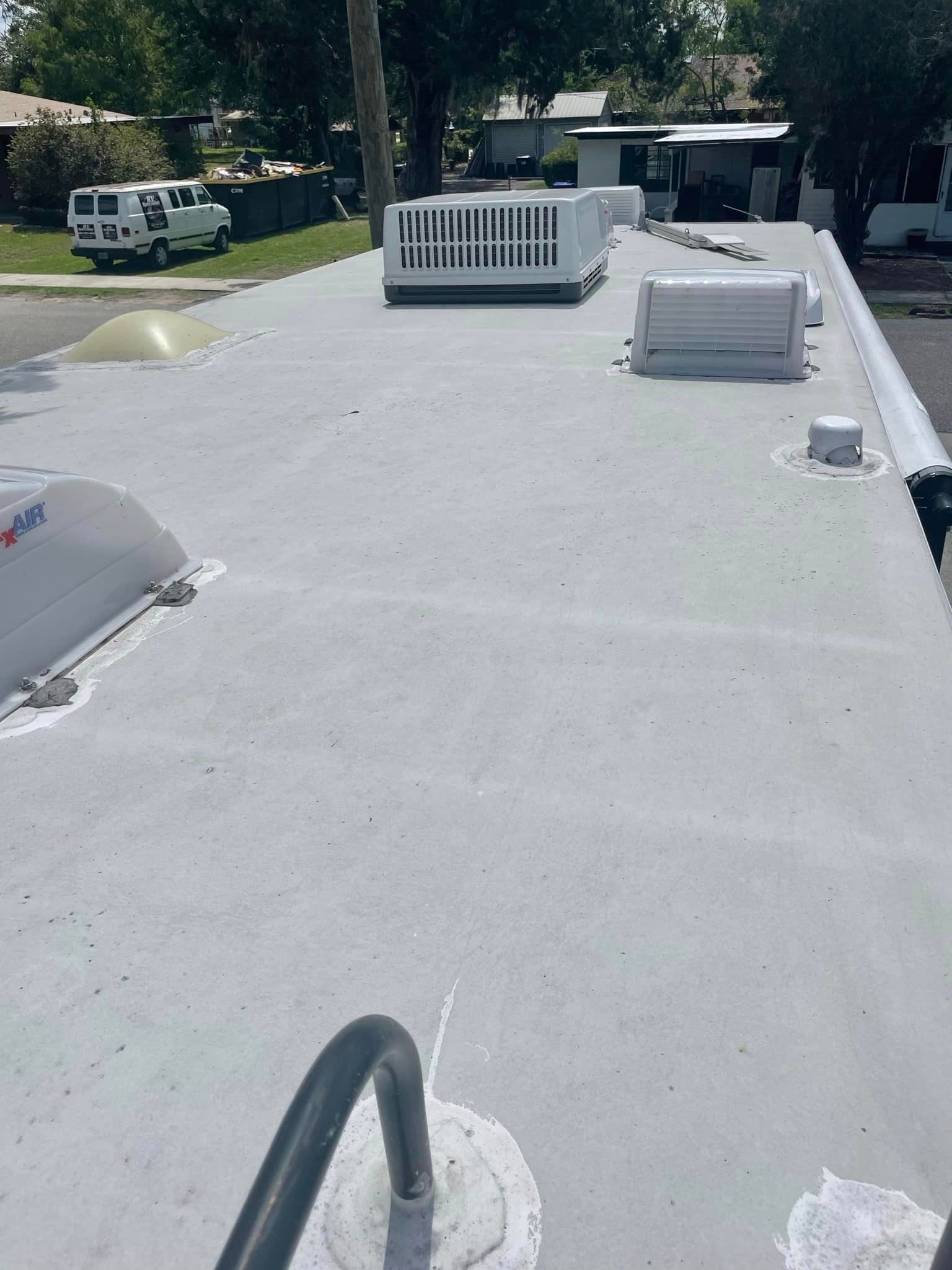 2014 Coachman Leprechaun roof top