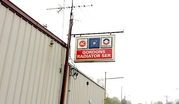 Gordon's Radiator & A/C Service signage
