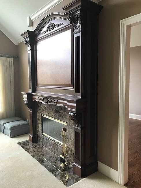 Fireplace mantel