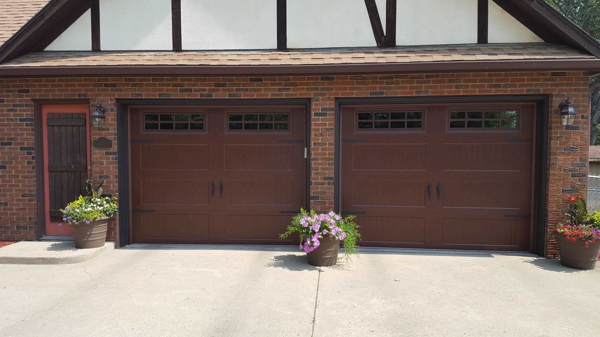 Residential garage door