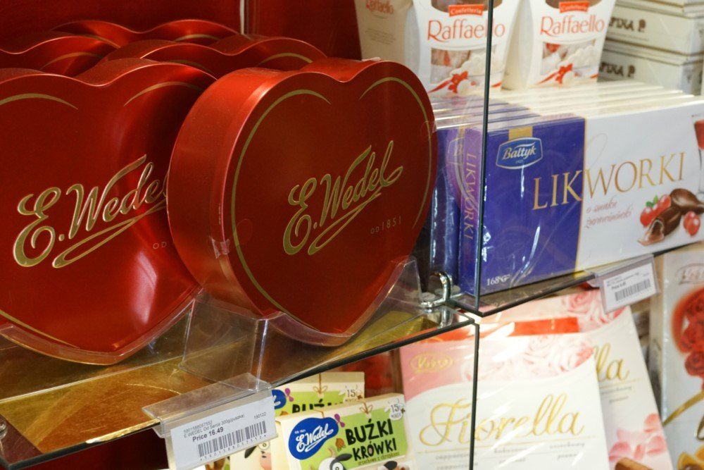 E. Wedel heart container