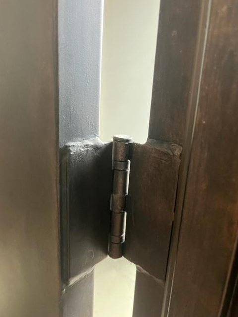 traditional door hinge