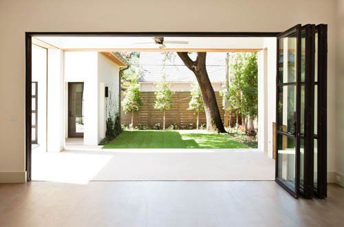 Folding door