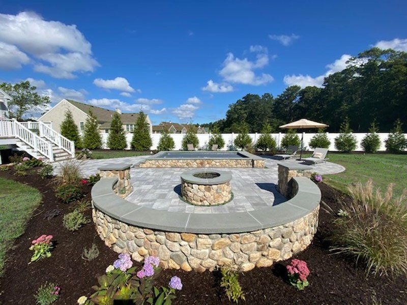 Expert landscape maintenance