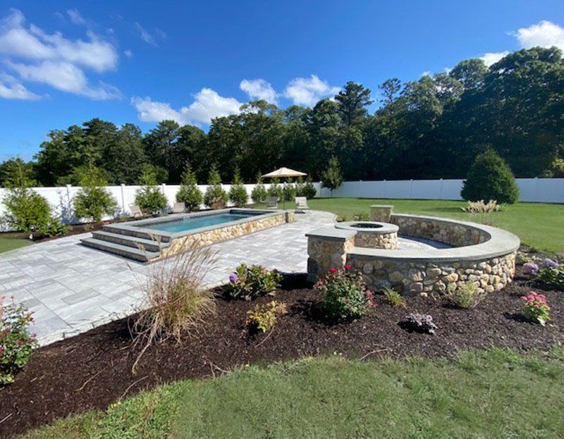 Expert landscape maintenance