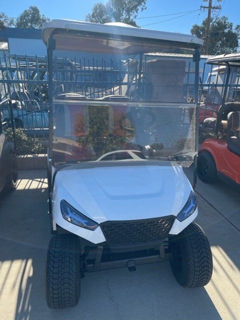 Beautiful golf cart #101