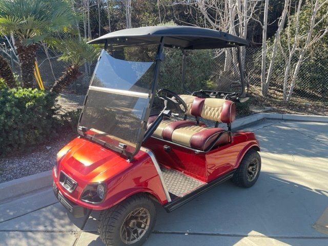 Beautiful golf cart #104