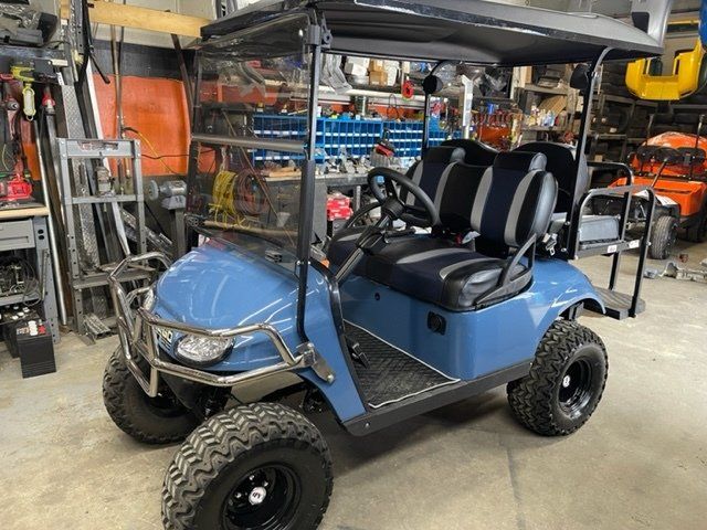 Beautiful golf cart #111