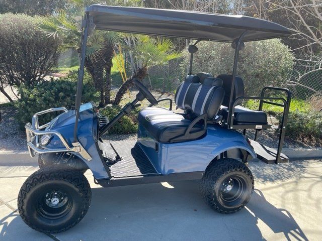 Beautiful golf cart #115