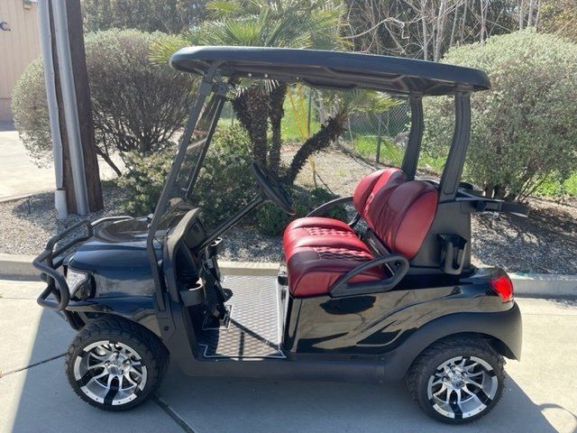 Beautiful golf cart #117