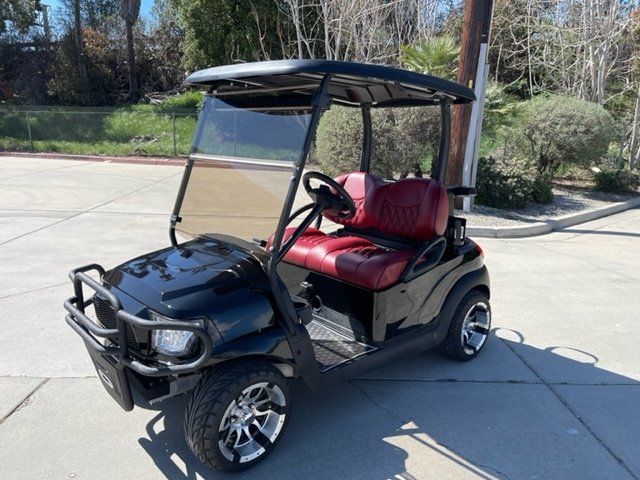 Beautiful golf cart #118