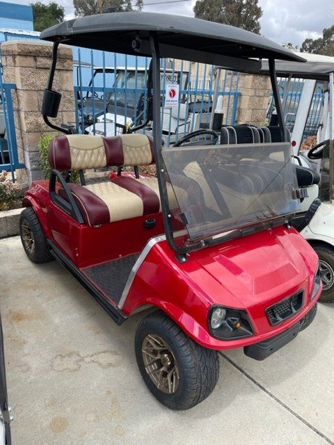 Beautiful golf cart #130