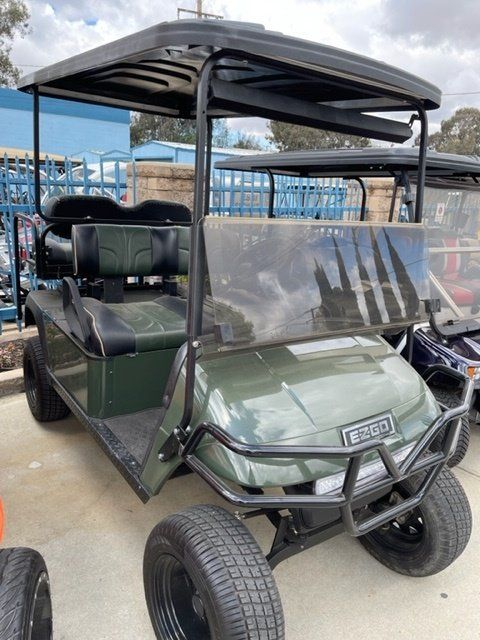 Beautiful golf cart #133