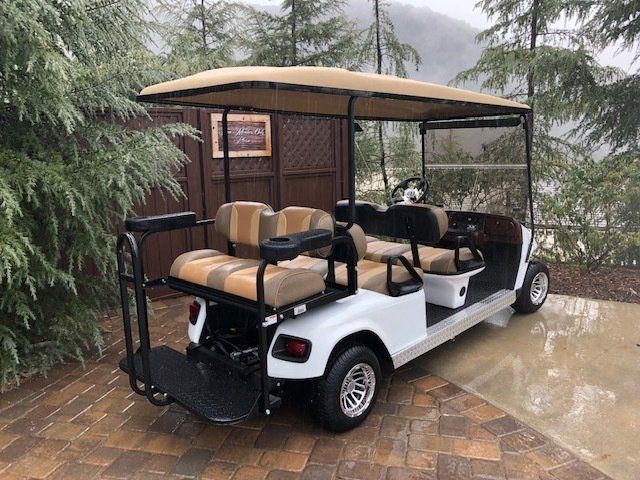 Beautiful golf cart #138