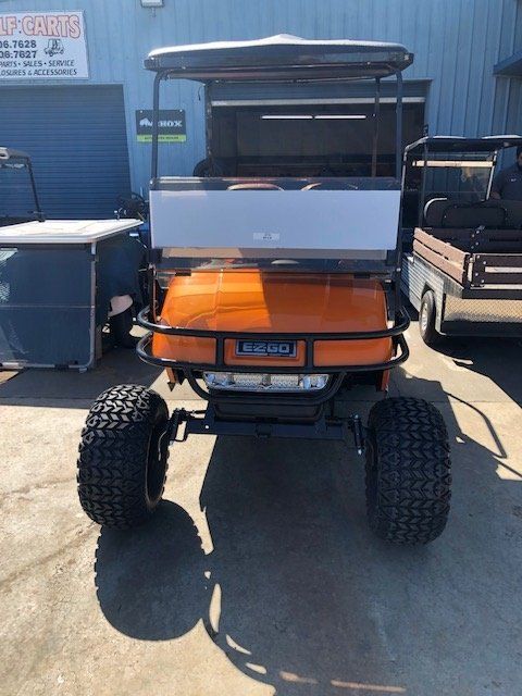 Beautiful golf cart #150