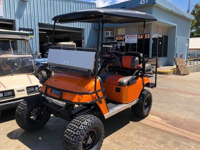 Beautiful golf cart #152