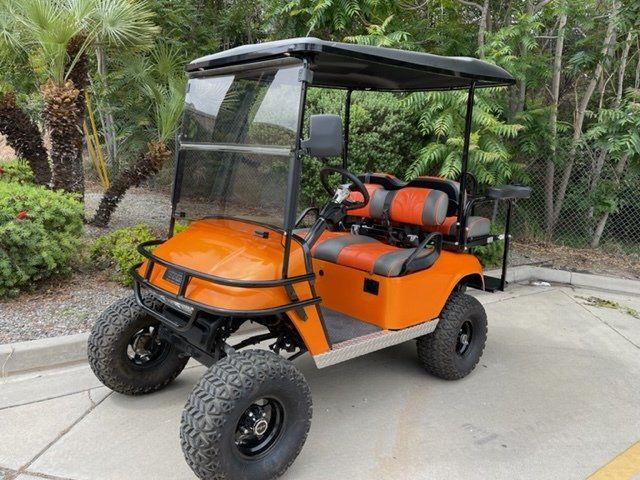 Beautiful golf cart #60