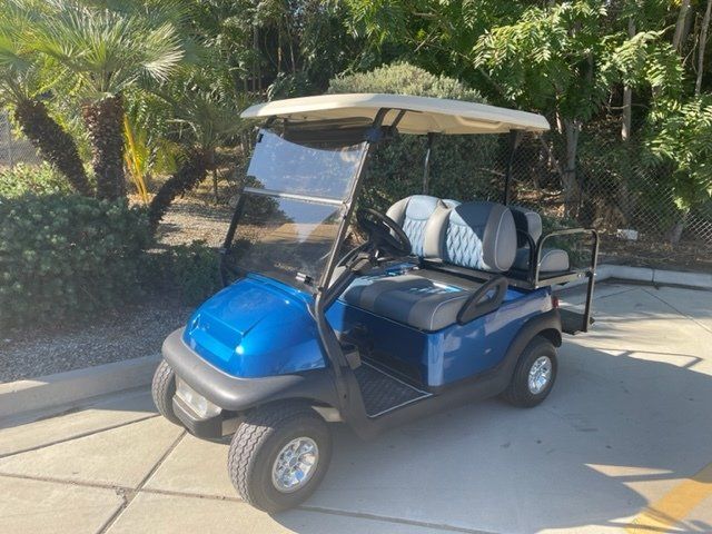 Beautiful golf cart #90