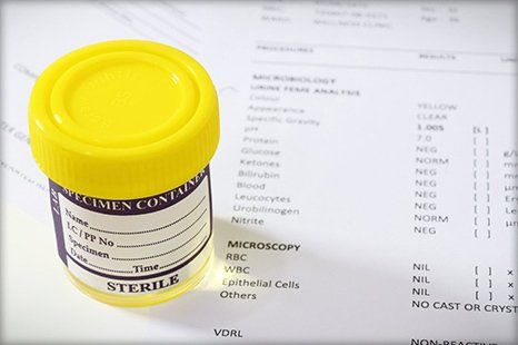 Specimen container and medical record