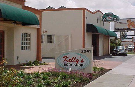 Front of Kelly's Body Shop Inc