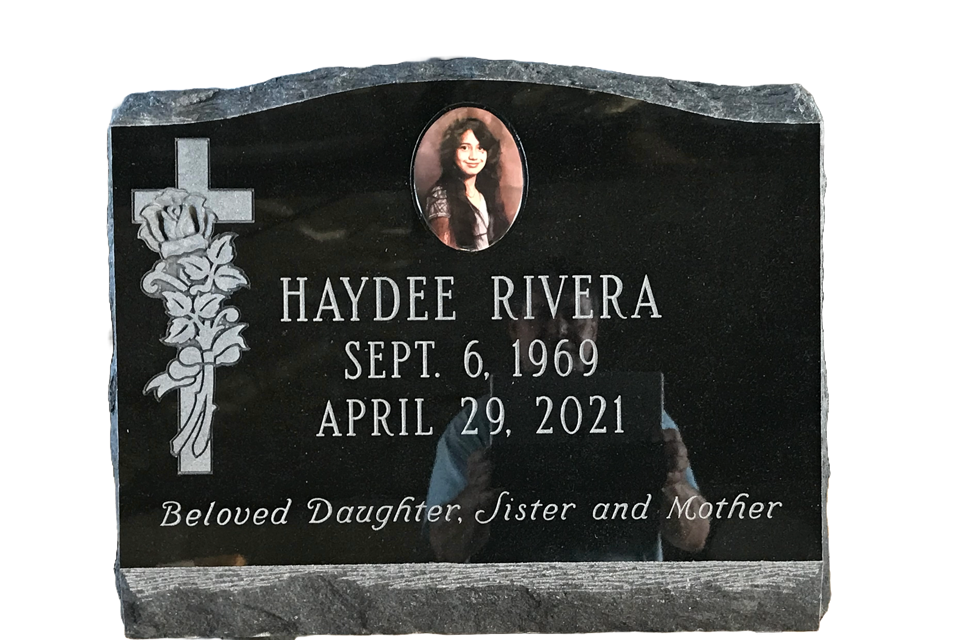 A gravestone for haydee rivera who died on april 29 2021