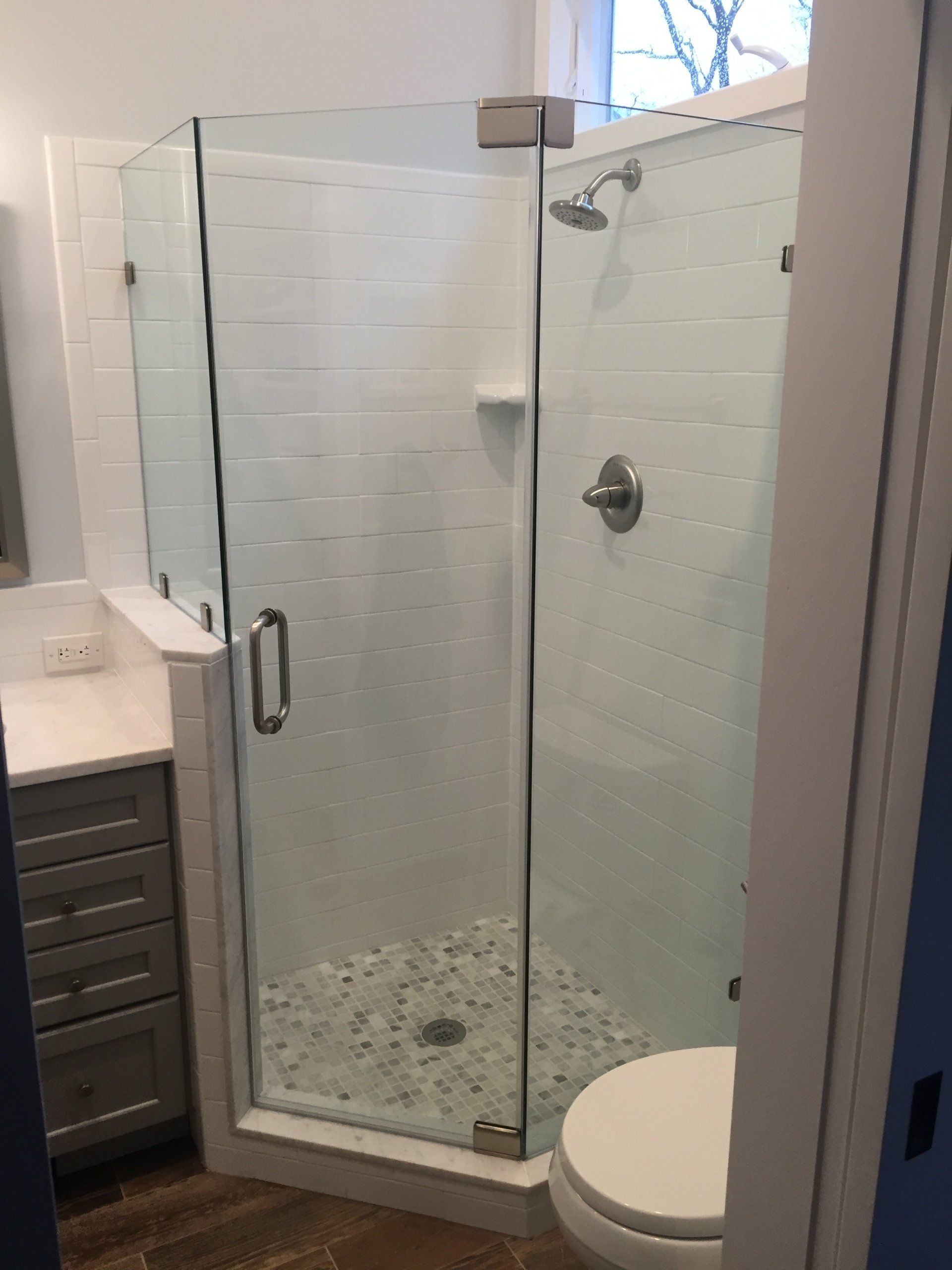 Shower Doors | Mirrors | Farmingdale, NY