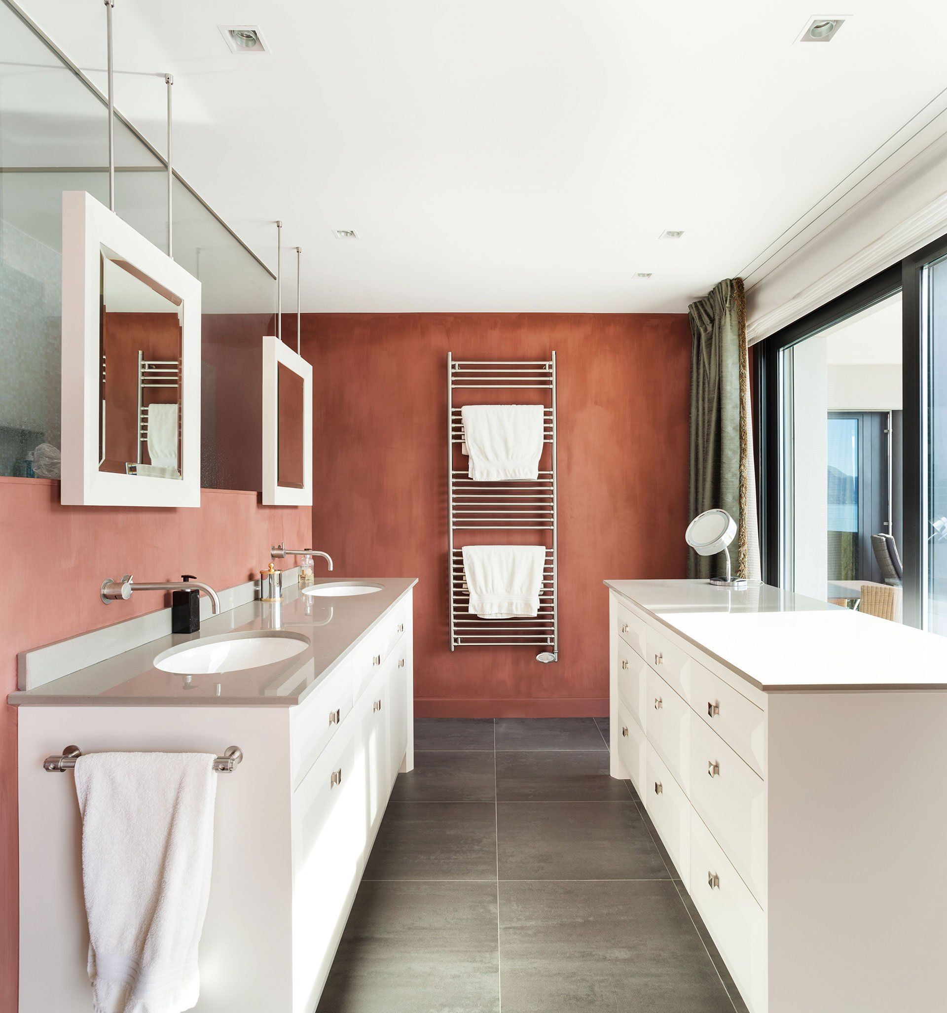 Bathroom and tub painting service