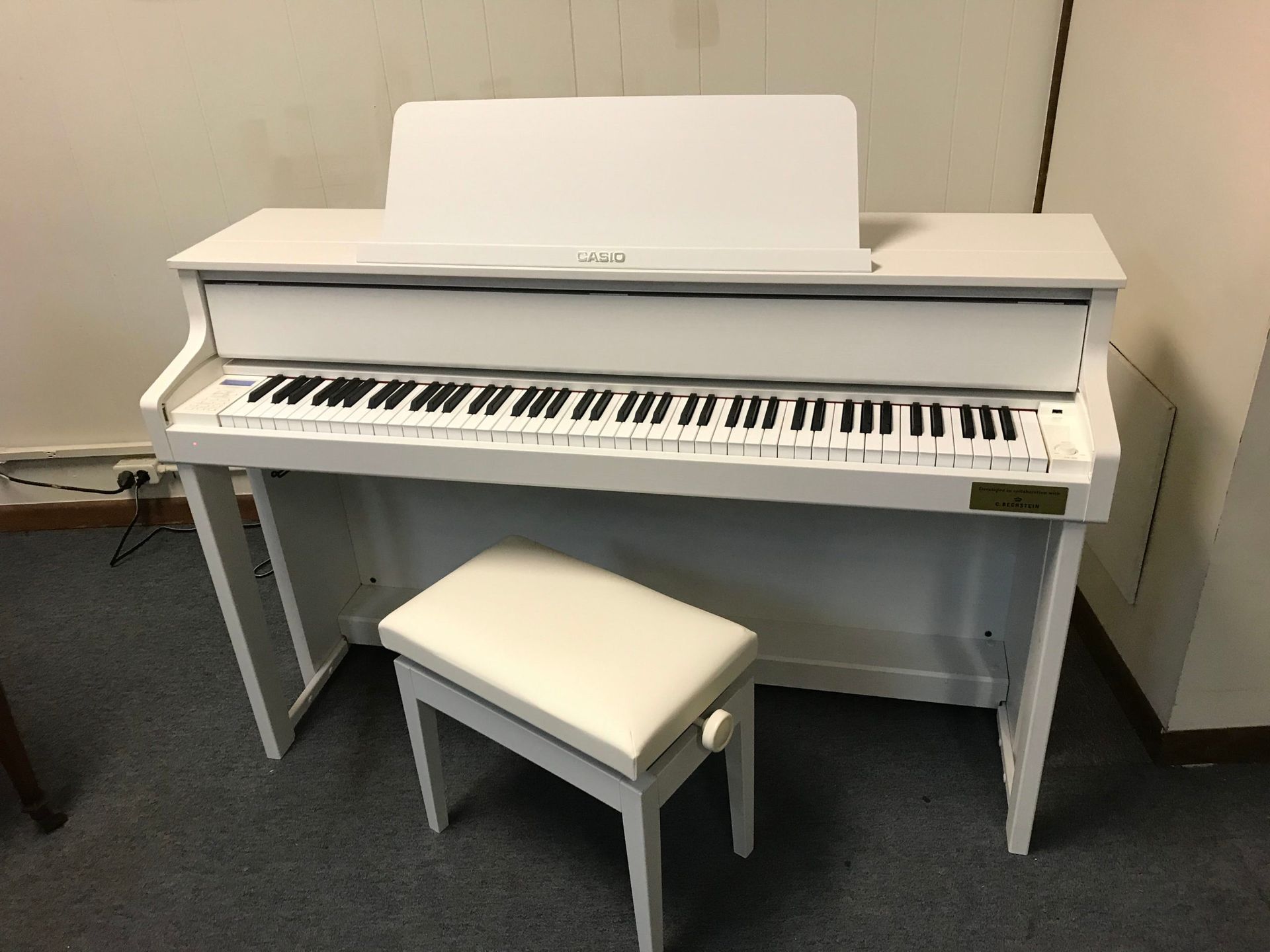 11699 - New German C. Bechstein Hybrid/Digital Piano Model GP-310