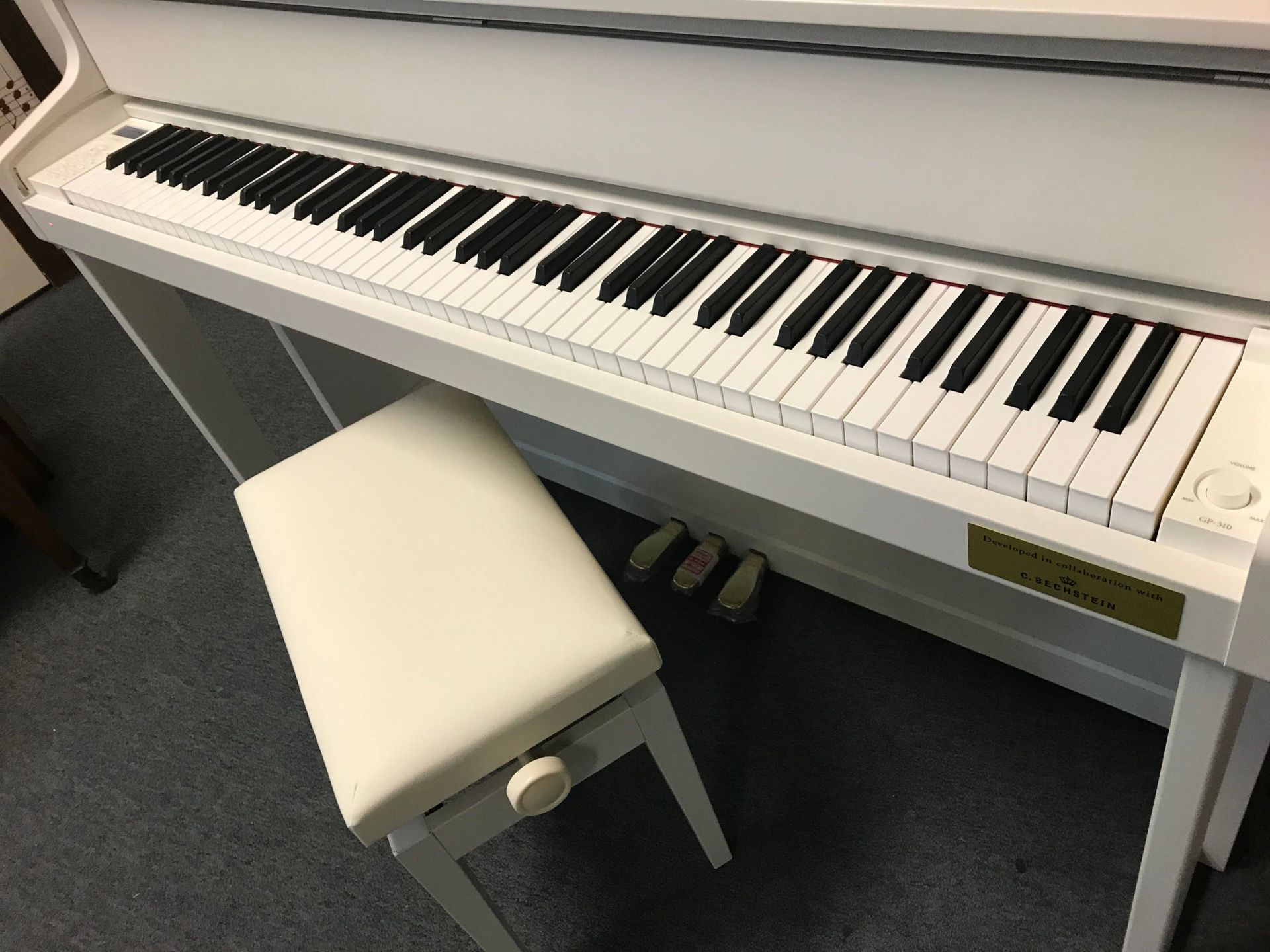 11699 - New German C. Bechstein Hybrid/Digital Piano Model GP-310