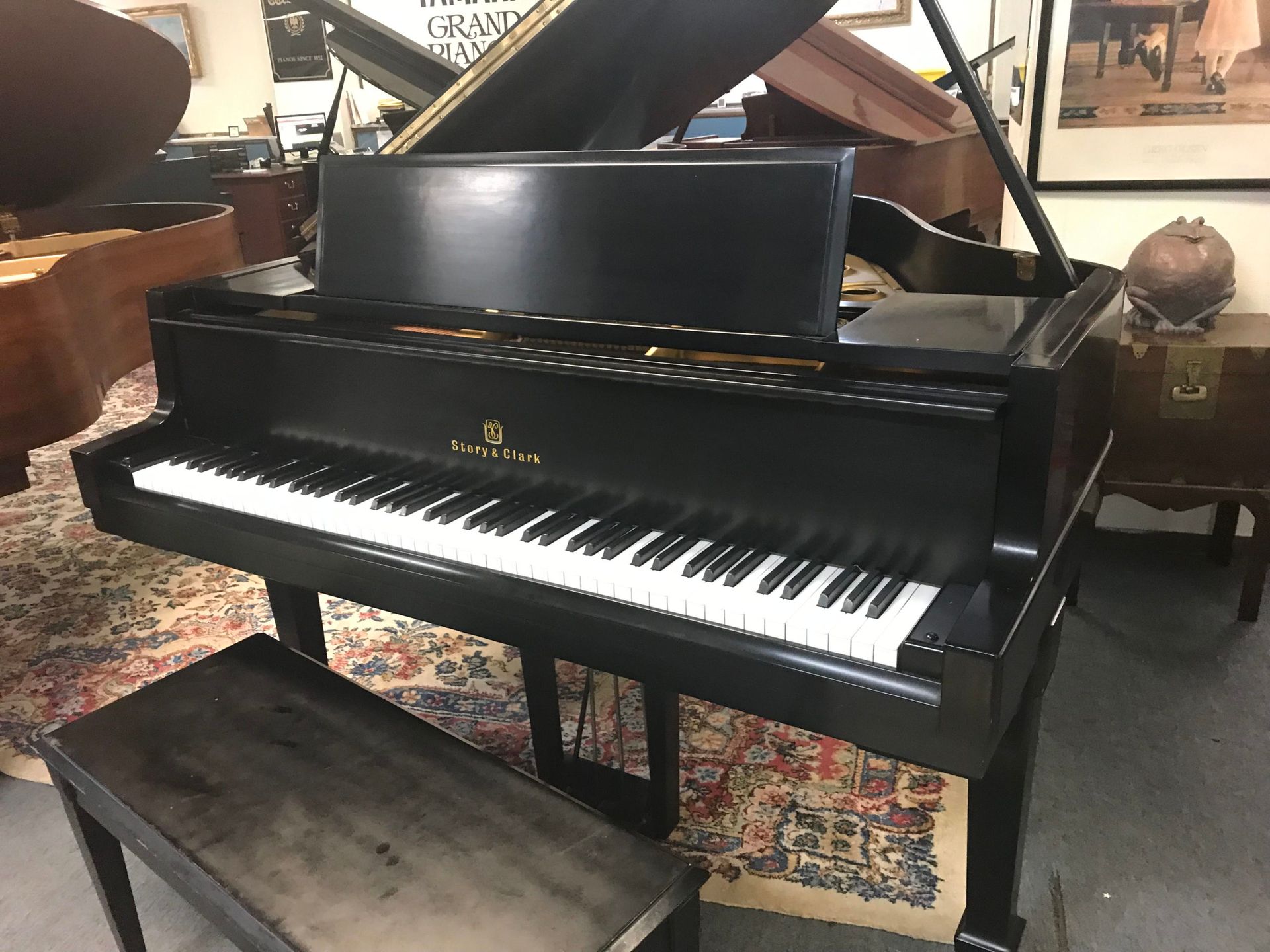 11642_Story and Clark_Grand_Made by Yamaha