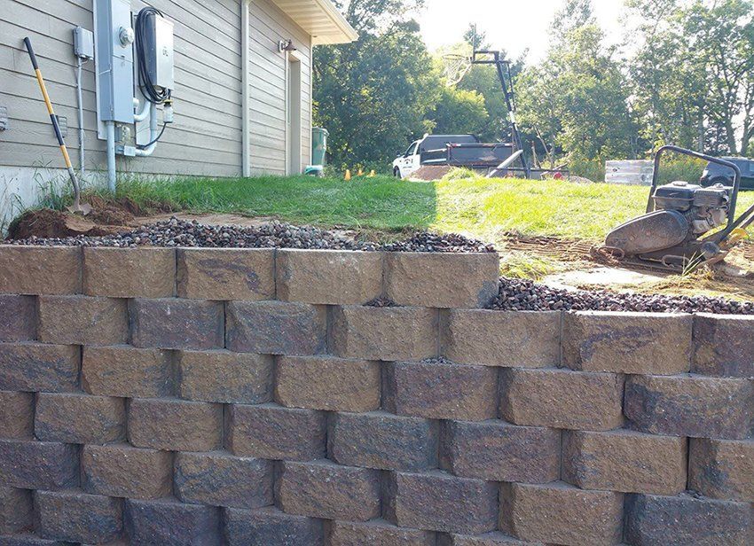 Retaining wall