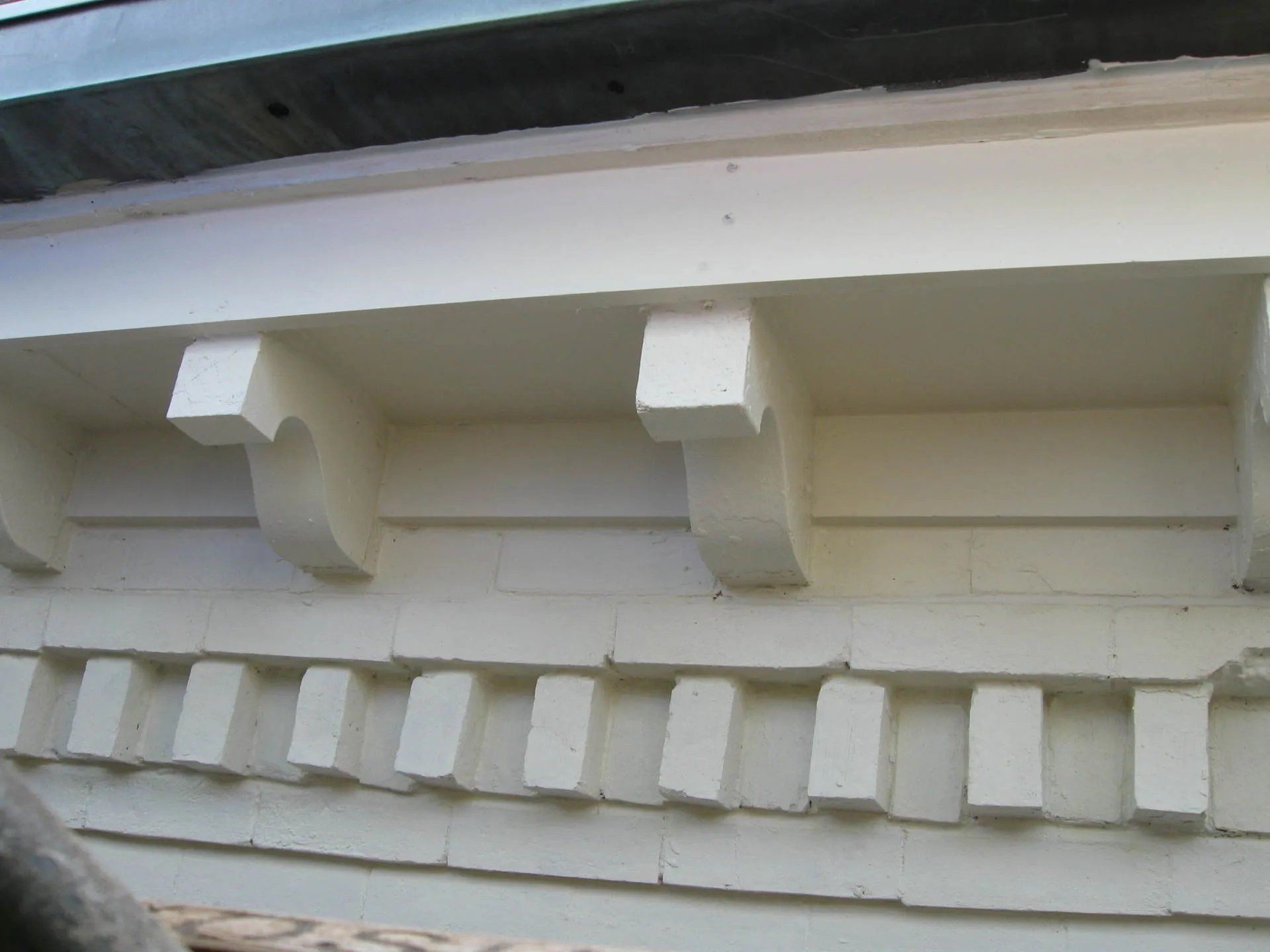 Beautiful exterior concrete wall design