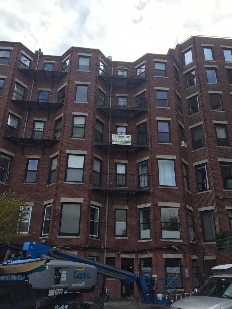 Masonry re-pointing work, window lentils and sill replacement