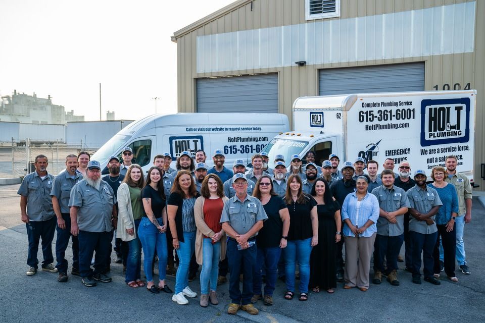 Holt Plumbing Company staff and crew
