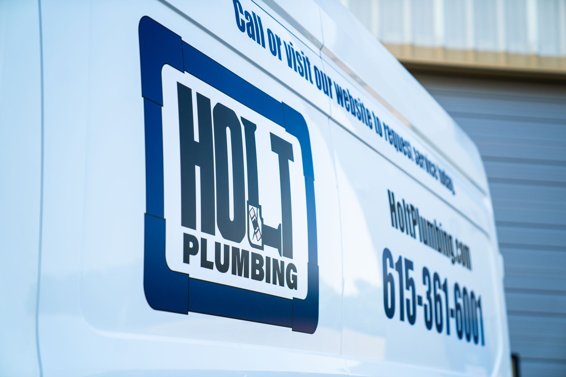 Holt Plumbing Company LLC van