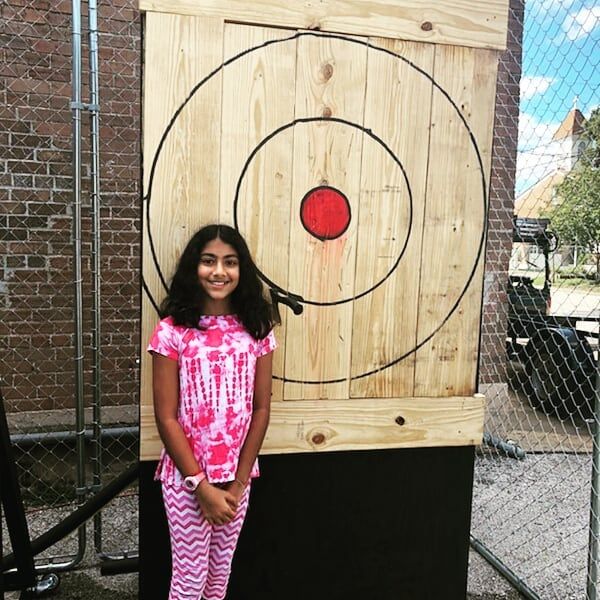 Mobile axe throwing services