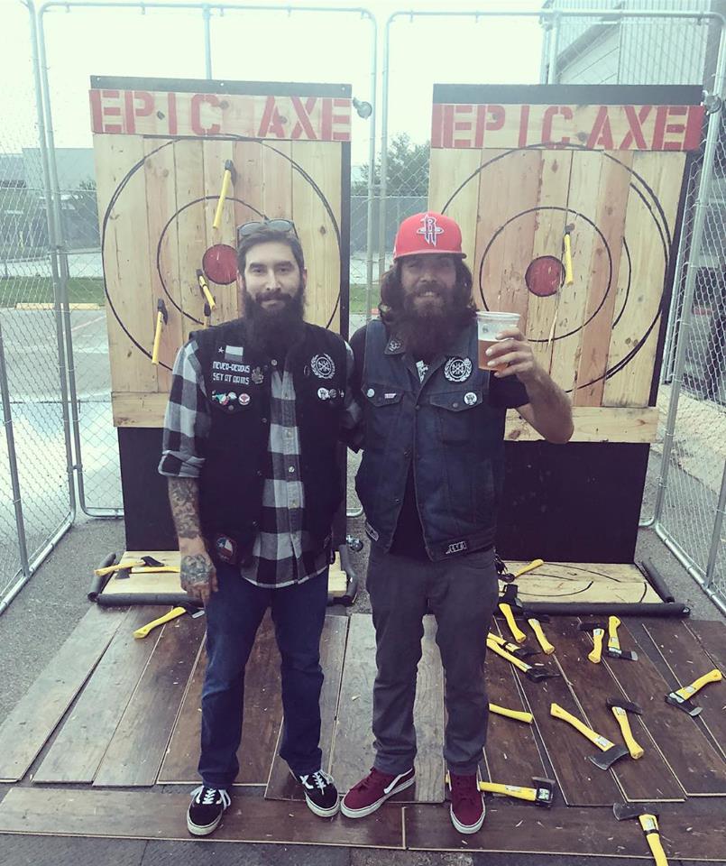 Mobile axe throwing services