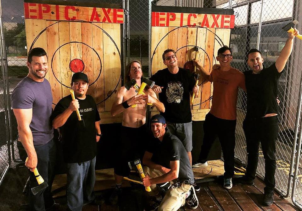 Mobile axe throwing services