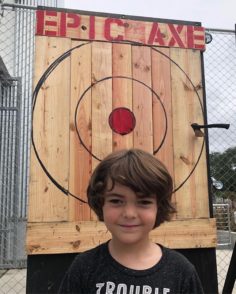 Mobile axe throwing services