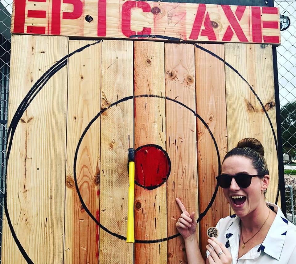 Mobile axe throwing services